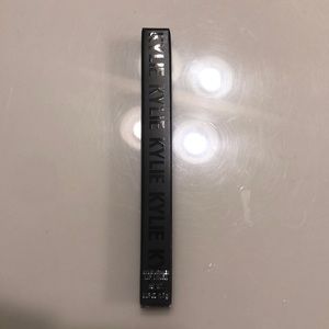 Kylie Cosmetics Caramel Lip Liner